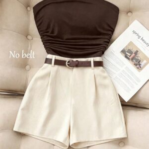 Conjunto de top y shorts