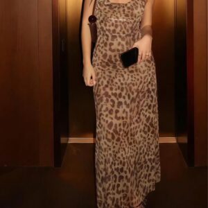 Vestido largo y ajustado de animal print