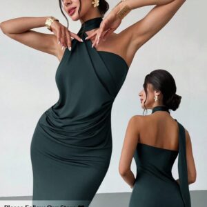Vestido largo y ajustado de cuello halter